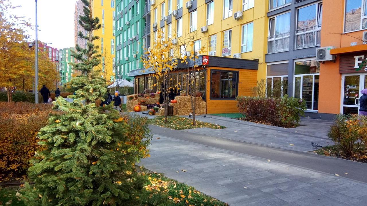 Georgeous Bright In A Bright Residential Complex Comfort Town кт-08 Apartment Kyiv