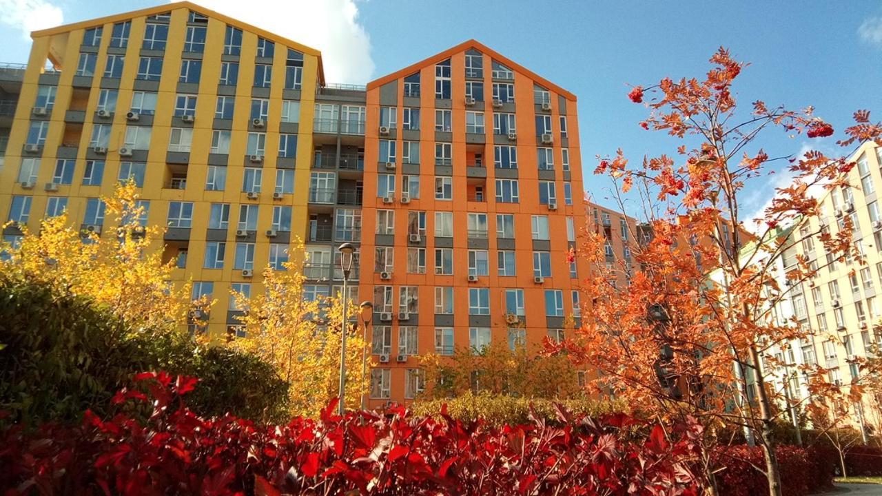 Georgeous Bright In A Bright Residential Complex Comfort Town кт-08 Kyiv
