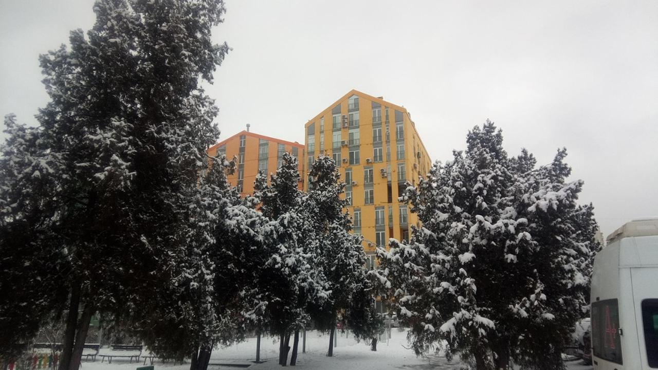 Apartment Georgeous Bright In A Bright Residential Complex Comfort Town кт-08