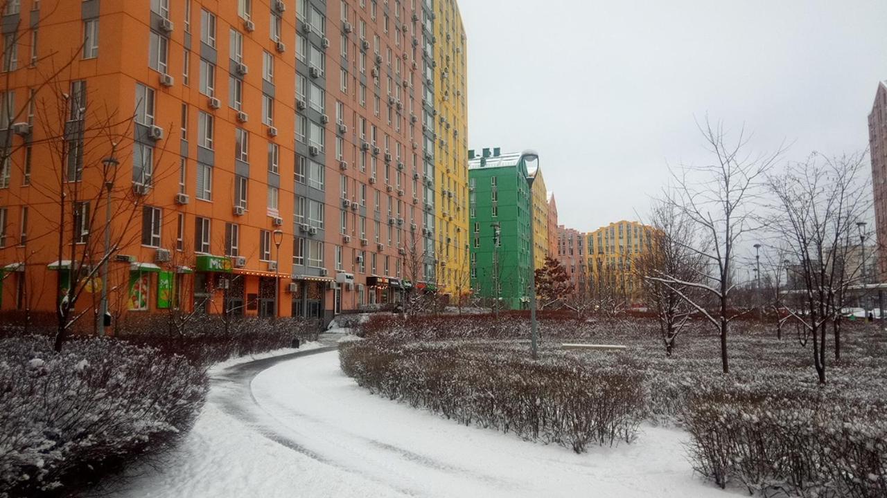 Georgeous Bright In A Bright Residential Complex Comfort Town кт-08 Kyiv