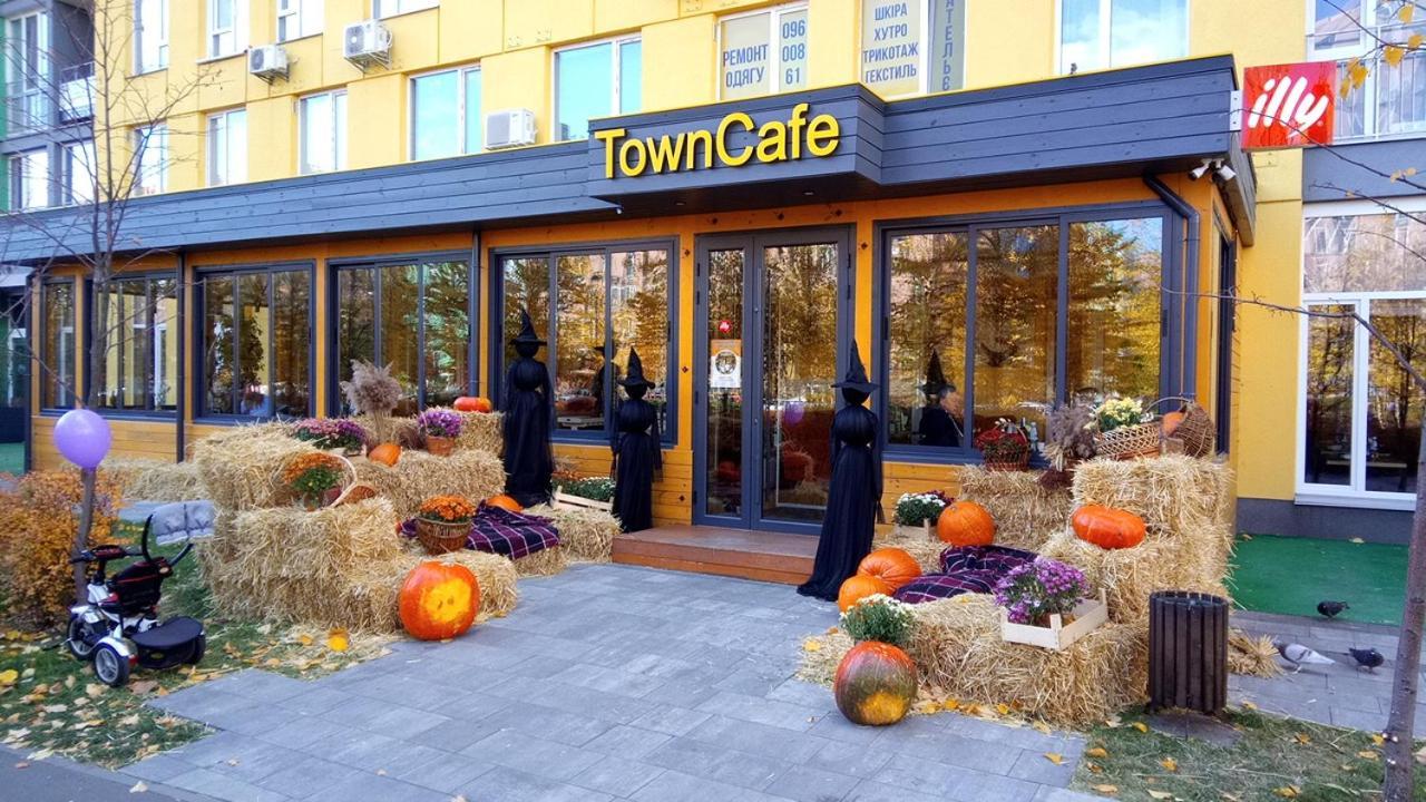 Apartment Georgeous Bright In A Bright Residential Complex Comfort Town кт-08 *