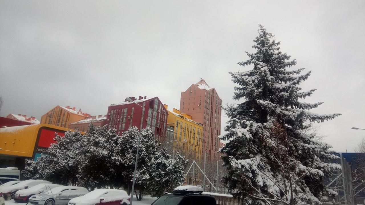 Georgeous Bright In A Bright Residential Complex Comfort Town кт-08 Apartment